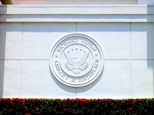 Richard Nixon Library & Birthplace Museum Presidential Seal